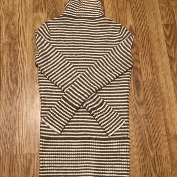 Banana republic women’s pullover sweater striped multicolor size medium - Picture 9 of 10